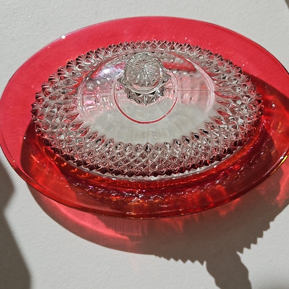 INDIANA GLASS DIAMOND POINT BUTTER DISH - Picture 2 of 3